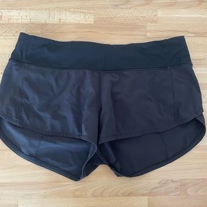 Lululemon speed up shorts 2.5”
